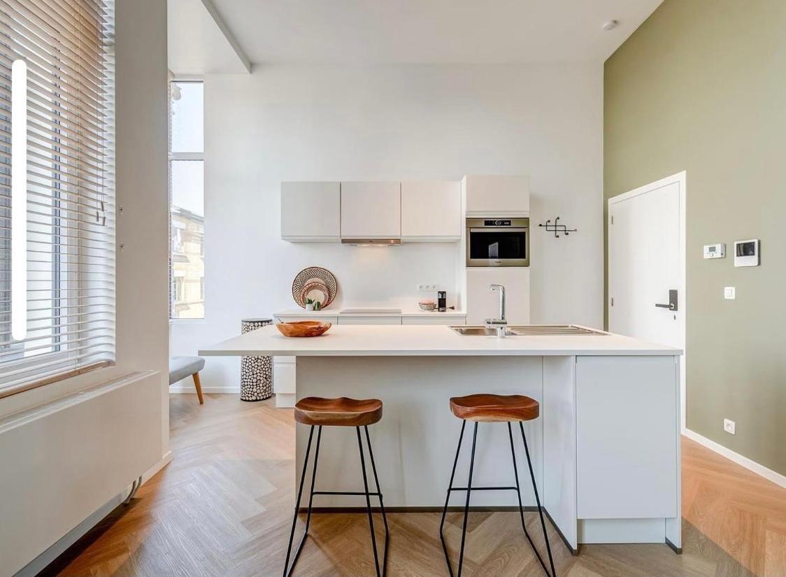 Room Engine Residence Антверпен Екстериор снимка